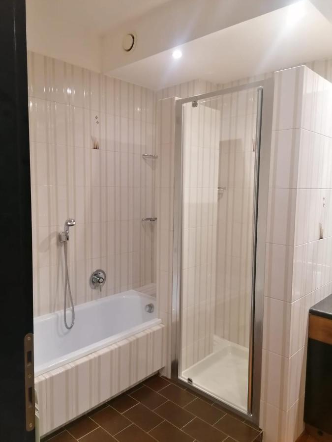 Ferienwohnung Le Finestre Sugli Ulivi Desenzano del Garda Exterior foto